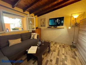 La Casita de Claudia - Image 1