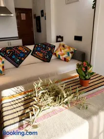 Acogedor estudio junto a La Hermita - Image 2