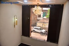 Radiant Inn - Image 2