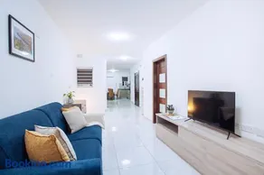 Modern Two Bedroom Apartment in Gzira Xemx Residence by Malta SunnyLets - Image 2