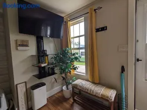 Walk to Washington Park, Pet-friendly, Backyard - Image 1