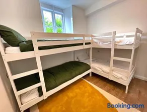 Finest Retreats - Luxury Converted Chapel with Hot Tub & Games Room - Image 3