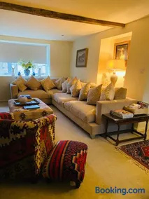 Little Campden House - Image 2