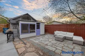 Windsor Hot Tub House - Near Lake Park and Breweries - Image 2