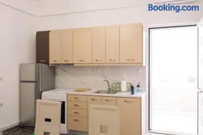 Koumbes home - Image 5