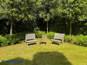 Peaceful 3-bedroom Knokke villa with spacious garden - Image 3