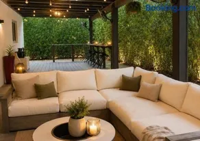 Luxe Miami Lakes Retreat Near Hard Rock Stadium - Image 1