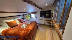 Loft Unique Romantique & Balnéothérapie - Image 4