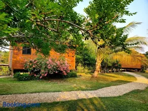 Yumas Riverfront Lodge - Image 3
