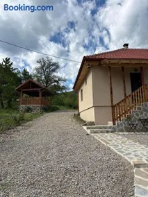 Casa dintre munti - Image 1