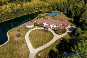 12,700 sf 8 Room Mansion on 18 acres - Image 2