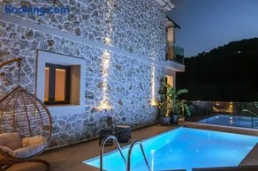 Onar Luxury Suites Parga - Image 2