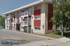 Chris Cozy Condo Lebay Regina - Image 2