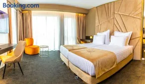 Hotel Nova Luxury - Image 1