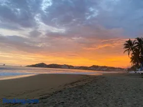 Bonito departamento a pie de playa en Manzanillo - Image 1