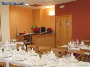 Hostal Ciudad de Cáparra - Image 2