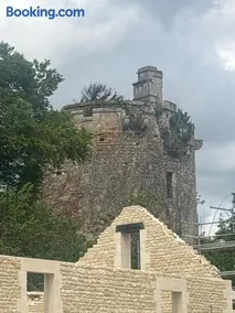 Gite nadège à l Ombre d'une Tour - Image 2