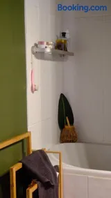 chambre chez particulier avec SDB et étage indépendant proche ARENA - Image 2
