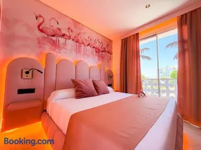 On Pink Motel - Image 2