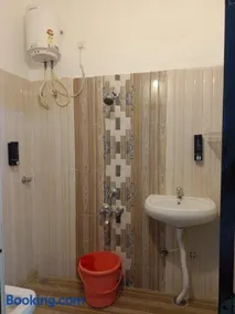 KPOTEL Waterfront Luxury Villa Rooms Phamacity Genome Valley - Image 2