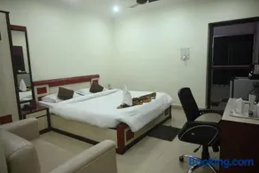 Hotel Saptaparna - Image 3