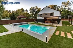Tisza Lux Resort - Image 2
