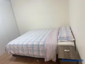 Private Room in Elderslie - Image 2