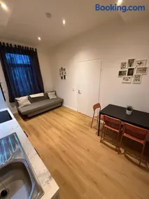 Zentral gelegenes Apartment am Hbf Frechen BM30 - Image 3