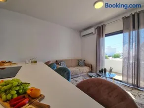 Taheli Apartments in Tourist Area - Image 5