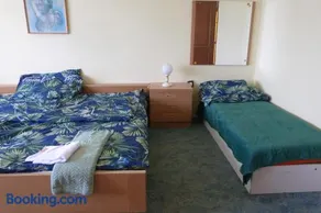 Labdarozsa Apartmanhouse - Image 2