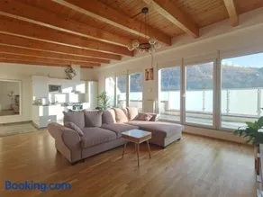 BeeHome Apartment - Image 3