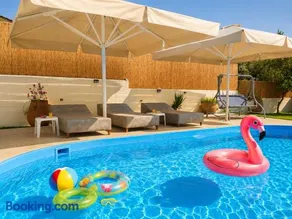 Villa Leonton with a private pool - Image 4