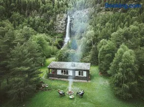 Waterfall Retreat - Image 2