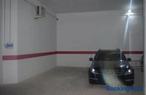 LOFT Reyes Católicos Parking privado INCLUIDO - Image 3