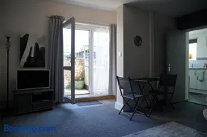 Seaford Snug - Image 4