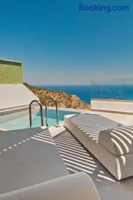 Myrthea Luxury Villas - Image 2