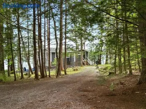 2BR Maine Camp w/ Dock, Lake Access & AC - Image 1