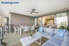 Zen Peninsula - Darwin's Prestigious Waterfront Retreat - Image 2