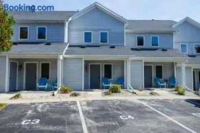 Peacefield at The Hilltop C-4 by Simple Life Rentals - Image 1