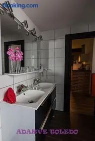 Apartamentos Adarve Toledo - Image 3