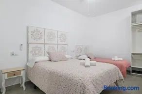 La Payana, precioso apartamento en el centro de Prado del Rey, consulte Precios y Disponibilidad - Image 1
