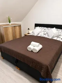 Familia Apartman Sárvár R65 - Image 1