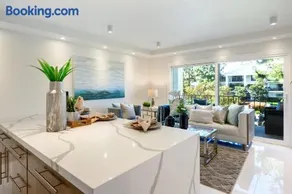 Newport Beach Lux - Image 1