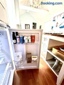 Recharge at Tranquil Sea Salt Cottage in Historic Wiscasset - Image 4