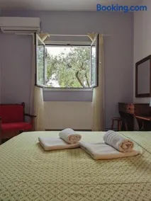 Krini and Aroma apartments - garden & private parking - Image 1
