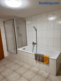 Appartamento con 1 camera da letto per 5 persone - Image 2