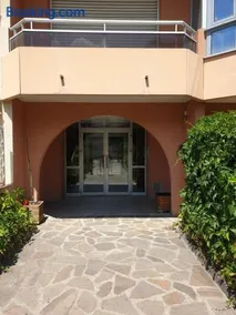 Beautiful studio with balcony - Image 1