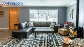 4 Bedroom Rustic Chalet - Image 2