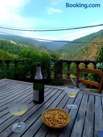 Lodge avec barbecue, jardin et terrasse | Vue montagne - Image 3