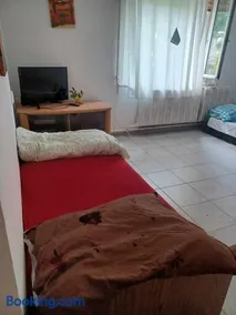 Belvarosi Apartman Tapolca - Image 4